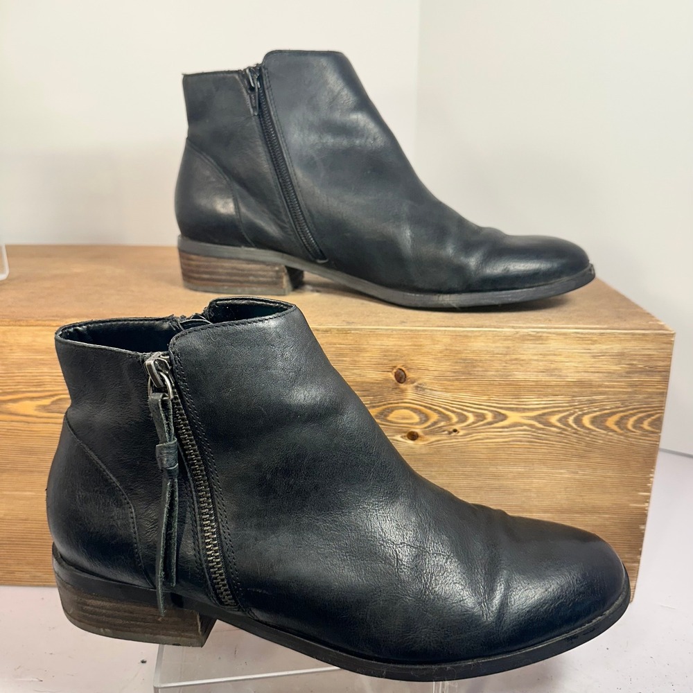 Sole Society Leather Ankle Boots Womens 9.5 Black Moto Minimalist Chic Zip Retro